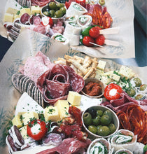 Afbeelding in Gallery-weergave laden, Luxe aperitiefplank (vanaf 4p)